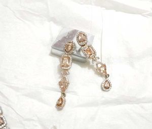 Ad Necklace Set