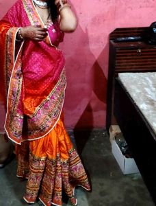 Bollywood stylish bandhni banarasi saree