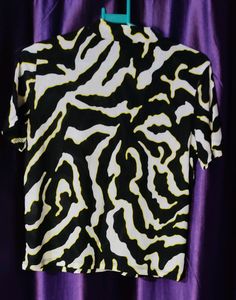 Crop Top, Beautiful Fit, Excellent Condition