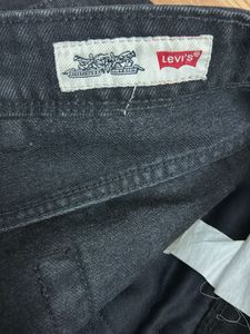 Levi&#39;s Black Denim Jeans