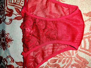 PRICE DROPS📣 A RED HOT 🔥 SEXY 👙 PANTY 🍎