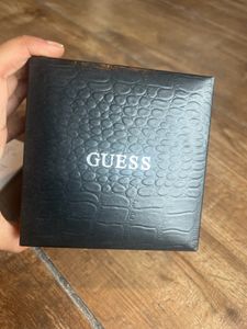 Guess Men’s Round Watch