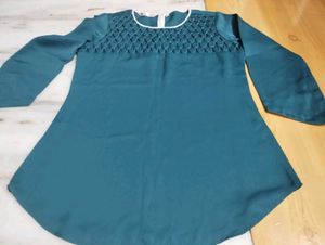 5 Tops For 300rs