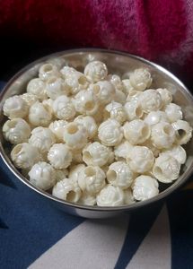 White Rose Beads (50pieces )