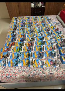HOT WHEELS ASSORTED ONE PIECE DIECASTCAR IMPORTED