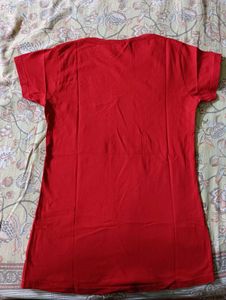 Red Star Graphic T-Shirt For Women