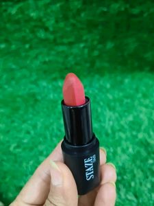 New Staze Lipstick Shade 1