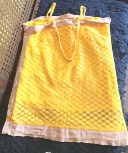 Beautiful Backless Yellow Top 💛