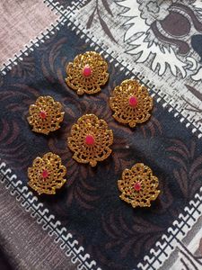 Hair Patches With 2 Rose Pins Free