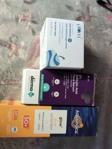Plum , Aqualogica And Dermaco Skincare Combo Set