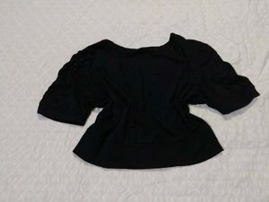 Black Cropped Top