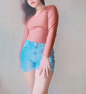 Denim Short💫
