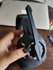 pTron Studio Pixel Over-Ear Wireless Gaming Headph
