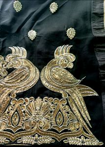 💥Madhuri Dixit Black Jari Saree