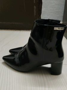 El Paso Black Ankle Boots