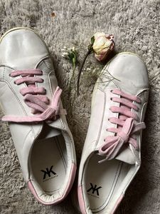 Kook N Keech Sneakers😍