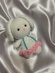 🎀COMBO🎀crochet Bunny, Chicken Keychain &amp; Cake!