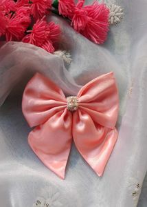 Pearl Bow