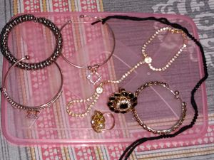 Women's Bracelets