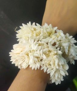 White Flower Wristlets