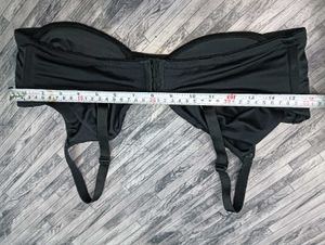 40.C Black Look 💚