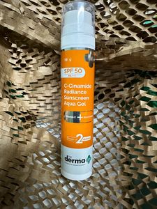 C-Cinamide Radiance Sunscreen Aqua Gel