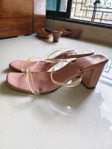 STYLOS'STAIN TRANSPARENT STRAP SANDAL