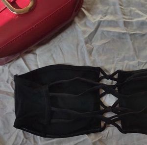 Criss Cross Black Offshoulder Inner