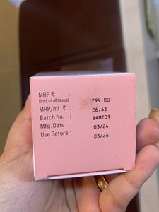 Pink Foundary Vit C Serum