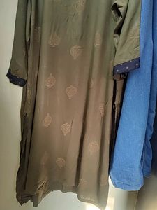 Woman&#39;s Kurta