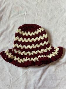 Maroon & Cream Crochet Bucket Hat🍎🤍