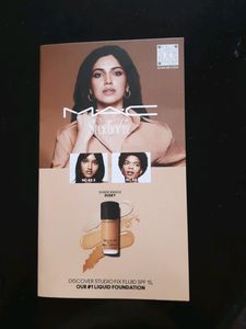 MAC Foundation And Lipstick Combo