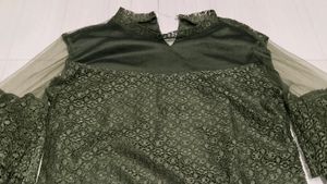 Beautiful Green Top.