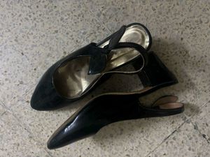 Black Pointed Slingback Heels