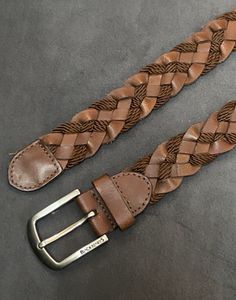 Blackberrys Leather Belt