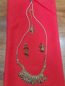 Necklace Set