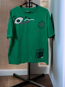 Oversized Fit Marval Drop Shoulder Graphic Tshirt