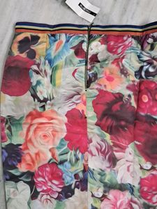 women skirt