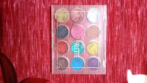Mars Glitter Eyeshadow Palette 12 Shades