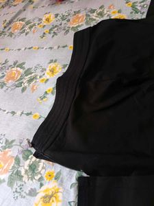 Women&#39;s Black Jeegins Pants