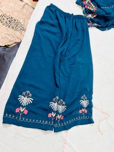 5xl Women Regular Fit Georgette Afghani Kurta Set