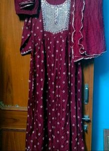 beautiful party wear naira cut kurti pant Dupatta