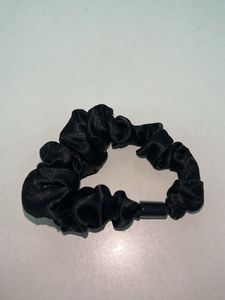 Black Scrunchie