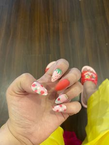 Strawberry Stick On Nails