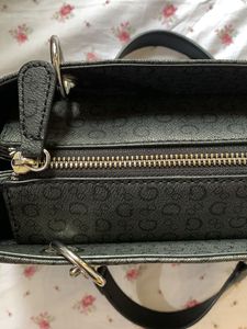 Guess Brand New Shoulder Bag