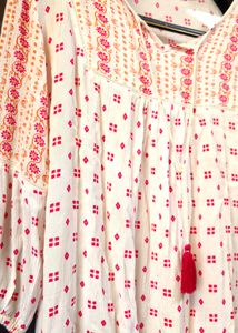 💯TRENDY FLORAL CONFORTABLE TOP ✅LIKE NEW❗👌🏻