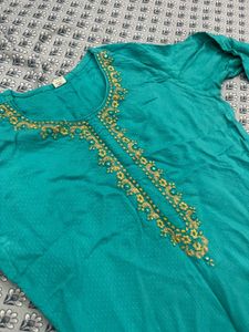 A Mid Length Kurti