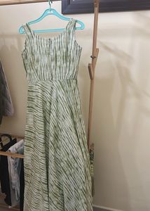 Green &amp; White A-Line Dress With Front Slit