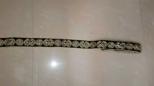 Dress Lease /border