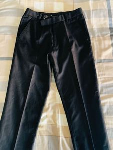 ✨ GANT Black Formal Pants – Size 30 Waist ✨